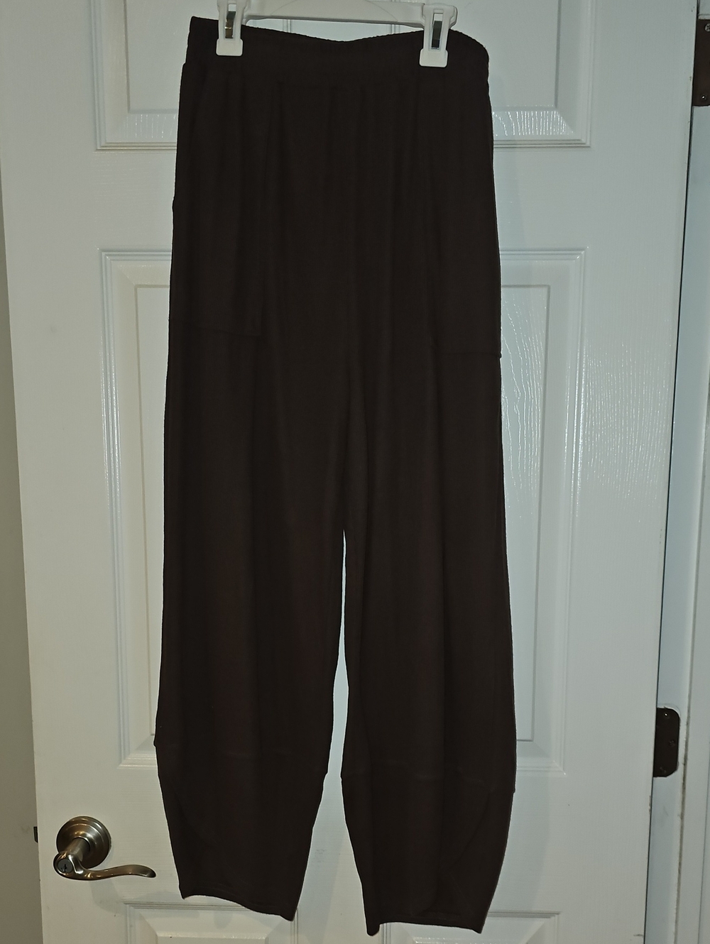 Women's Wide-Leg Pull-On Pants - Black Waffle Print